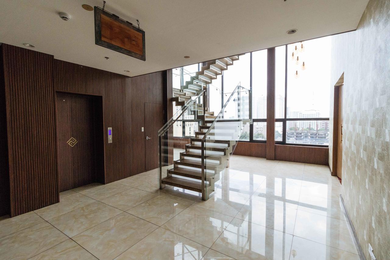 Reddoorz Premium @ South Triangle Quezon City Exterior photo